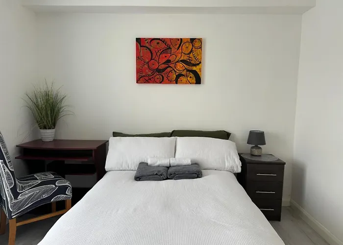 Luxury 5-Room House - Your Perfect Getaway Awaits